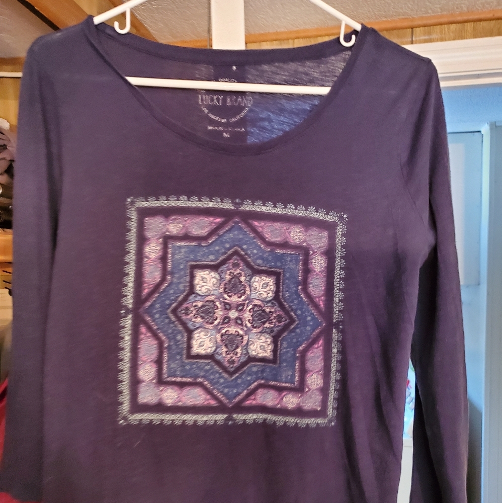 Lucky Brand womens long sleeve Tee